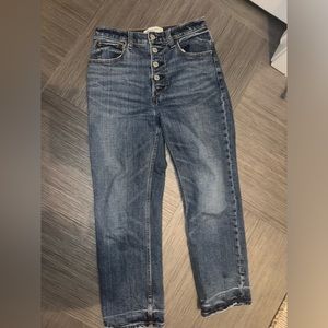 A&F ANKLE STRAIGHT ULTRA HIGH RISE